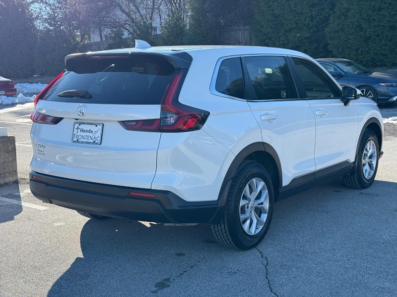 Honda CR-V Vehicle Full-screen Gallery Image 03