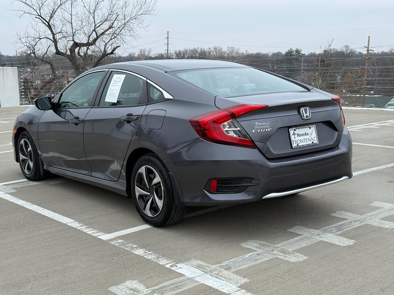 Honda Civic Sedan Vehicle Full-screen Gallery Image 05