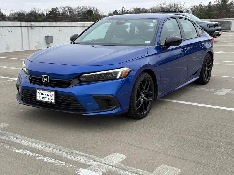 Honda Civic Sedan Vehicle Full-screen Gallery Image 08