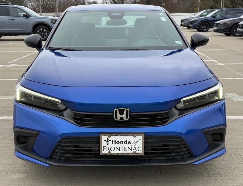 Honda Civic Sedan Vehicle Full-screen Gallery Image 09