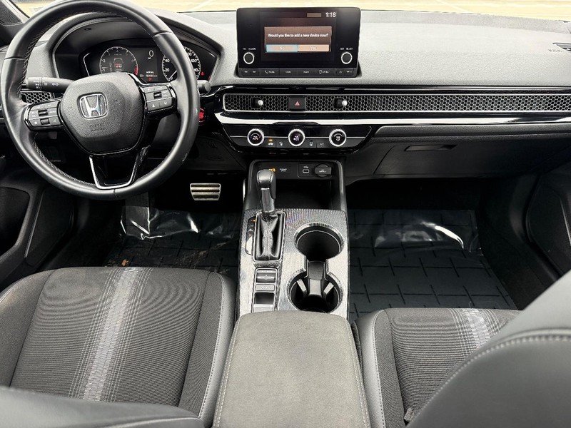 Honda Civic Sedan Vehicle Full-screen Gallery Image 11