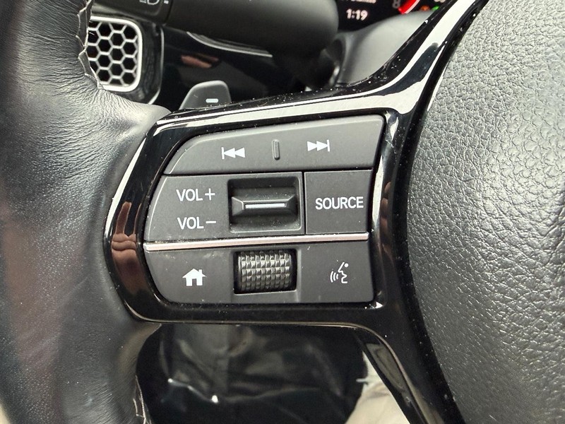 Honda Civic Sedan Vehicle Full-screen Gallery Image 16