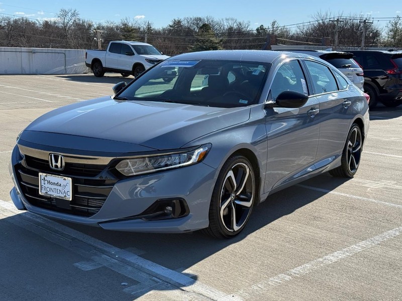 Honda Accord Sedan Vehicle Full-screen Gallery Image 08