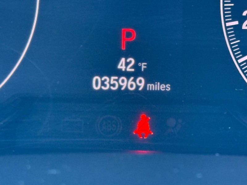 Honda Accord Sedan Vehicle Full-screen Gallery Image 19