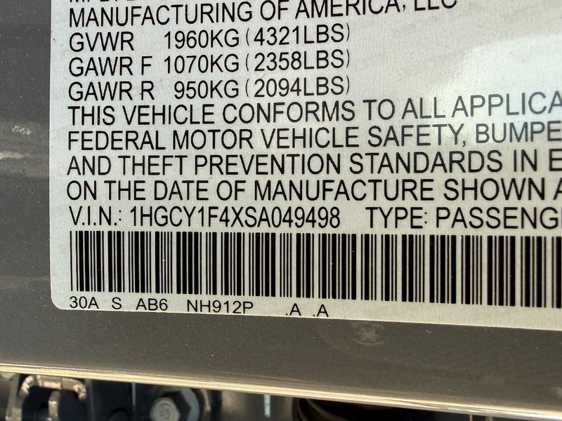 Honda Accord Sedan Vehicle Full-screen Gallery Image 22