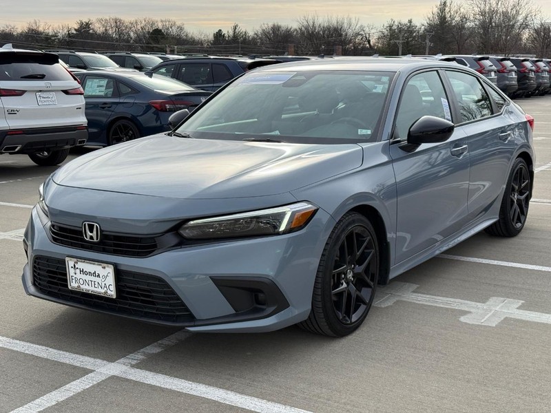 Honda Civic Sedan Vehicle Full-screen Gallery Image 09