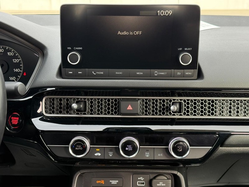 Honda Civic Sedan Vehicle Full-screen Gallery Image 14