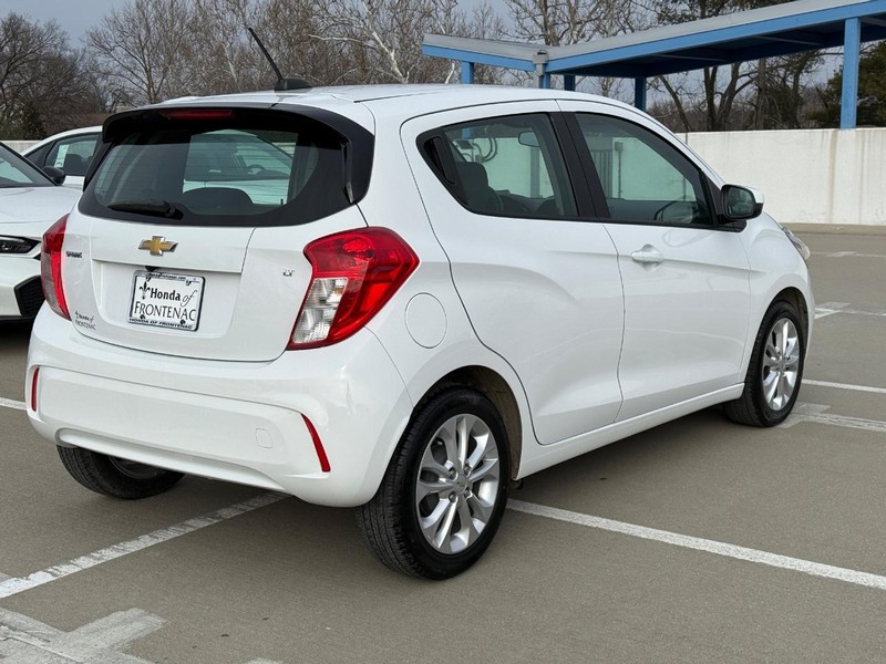 Chevrolet Spark Vehicle Full-screen Gallery Image 03