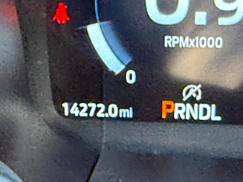 Ford Explorer Vehicle Full-screen Gallery Image 19