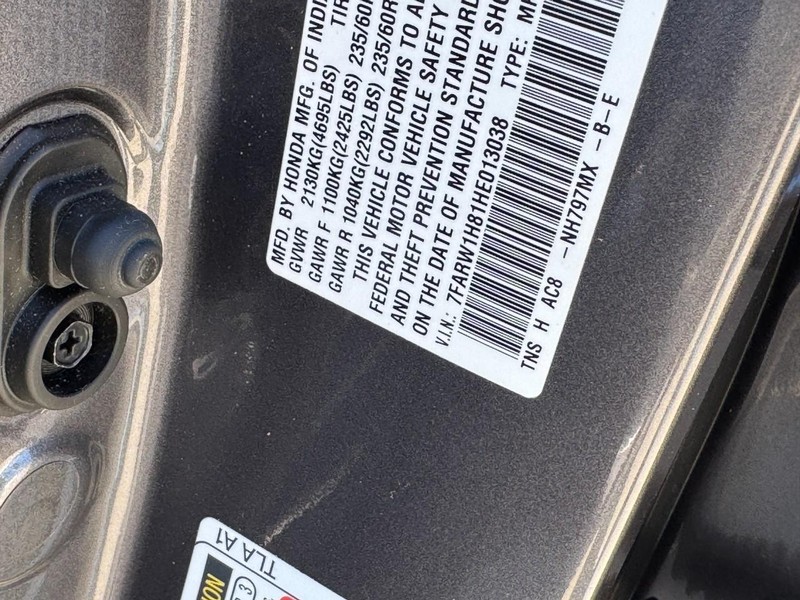 Honda CR-V Vehicle Full-screen Gallery Image 28