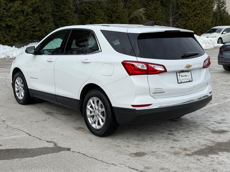 Chevrolet Equinox Vehicle Full-screen Gallery Image 06