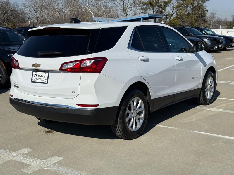 Chevrolet Equinox Vehicle Full-screen Gallery Image 03