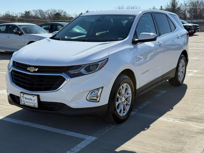 Chevrolet Equinox Vehicle Full-screen Gallery Image 09