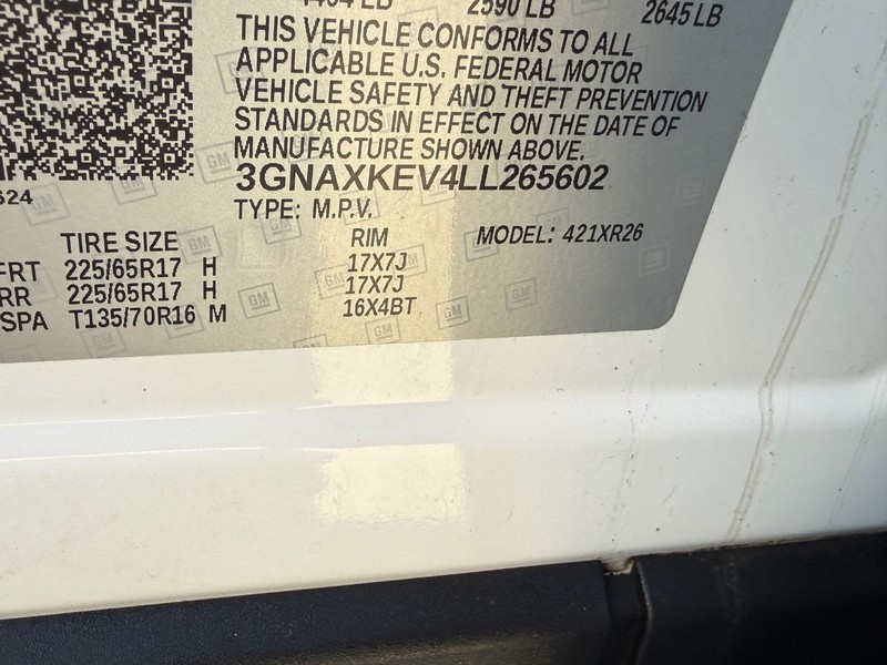 Chevrolet Equinox Vehicle Full-screen Gallery Image 23