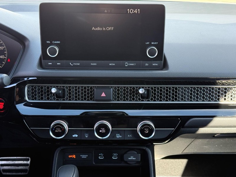 Honda Civic Sedan Vehicle Full-screen Gallery Image 14