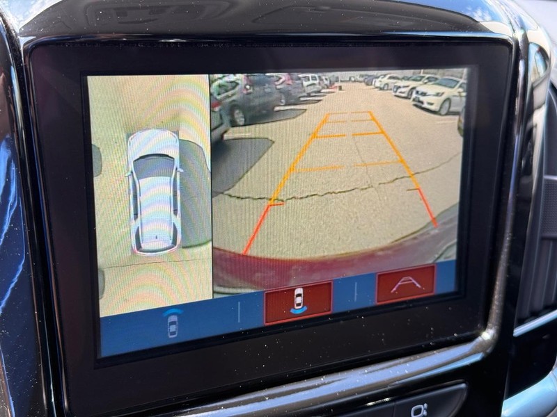 Chevrolet Traverse Vehicle Full-screen Gallery Image 21