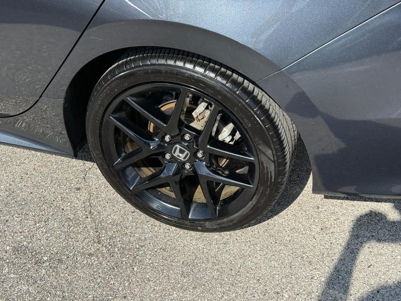 Honda Civic Sedan Vehicle Full-screen Gallery Image 07