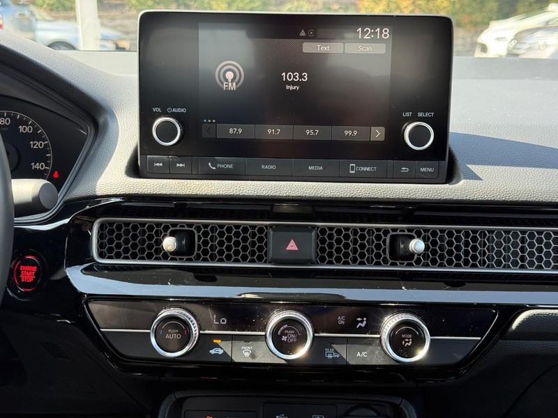 Honda Civic Sedan Vehicle Full-screen Gallery Image 13