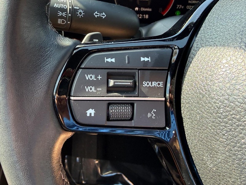 Honda Civic Sedan Vehicle Full-screen Gallery Image 16