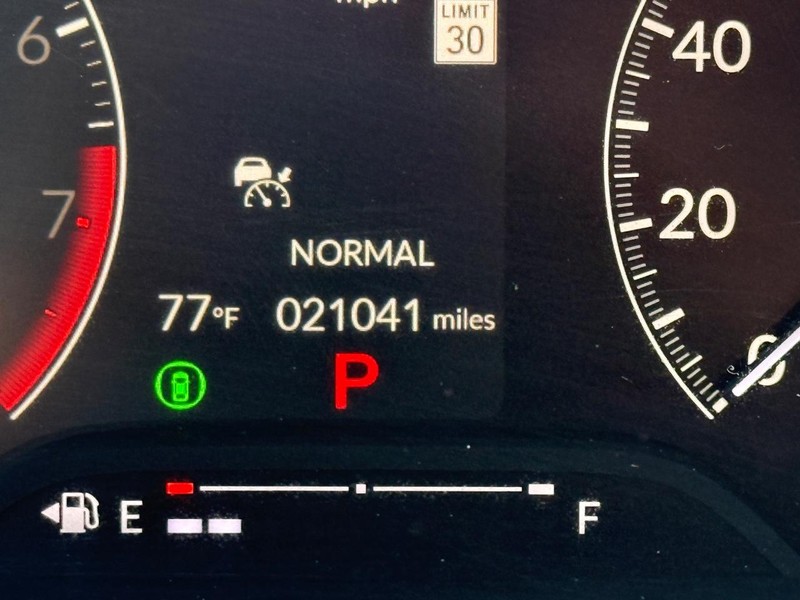 Honda Civic Sedan Vehicle Full-screen Gallery Image 19