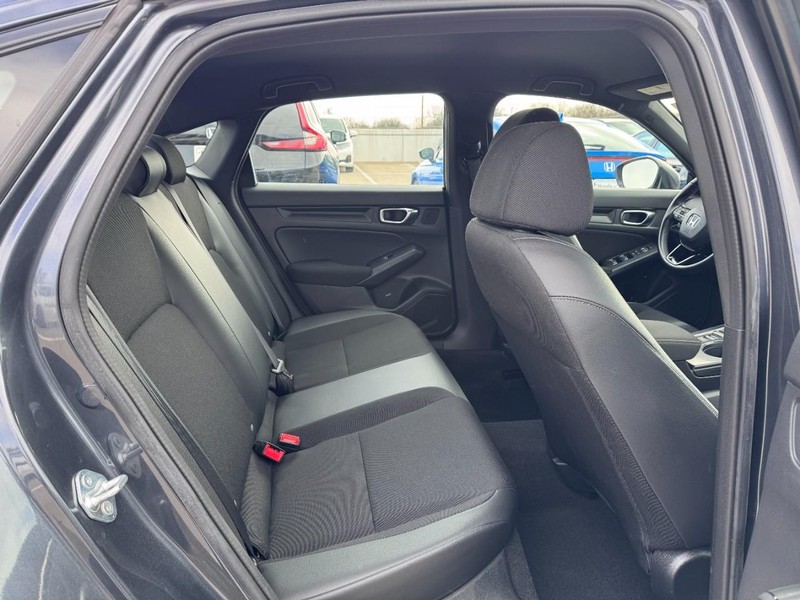 Honda Civic Sedan Vehicle Full-screen Gallery Image 11