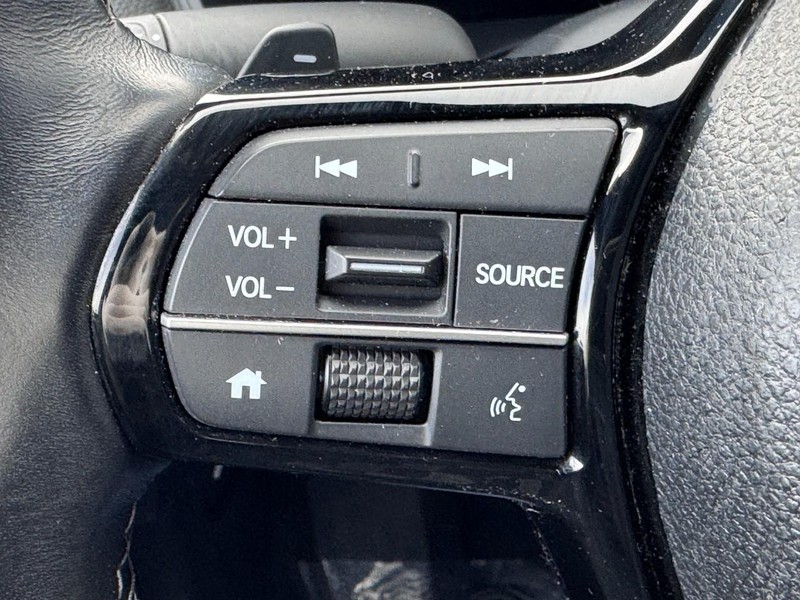 Honda Civic Sedan Vehicle Full-screen Gallery Image 17