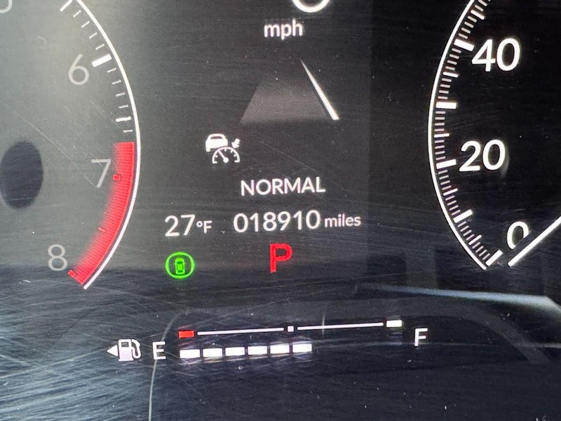 Honda Civic Sedan Vehicle Full-screen Gallery Image 20