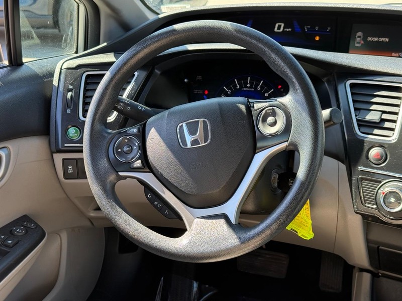 Honda Civic Sedan Vehicle Full-screen Gallery Image 12