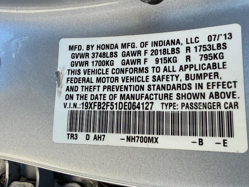 Honda Civic Sedan Vehicle Full-screen Gallery Image 21