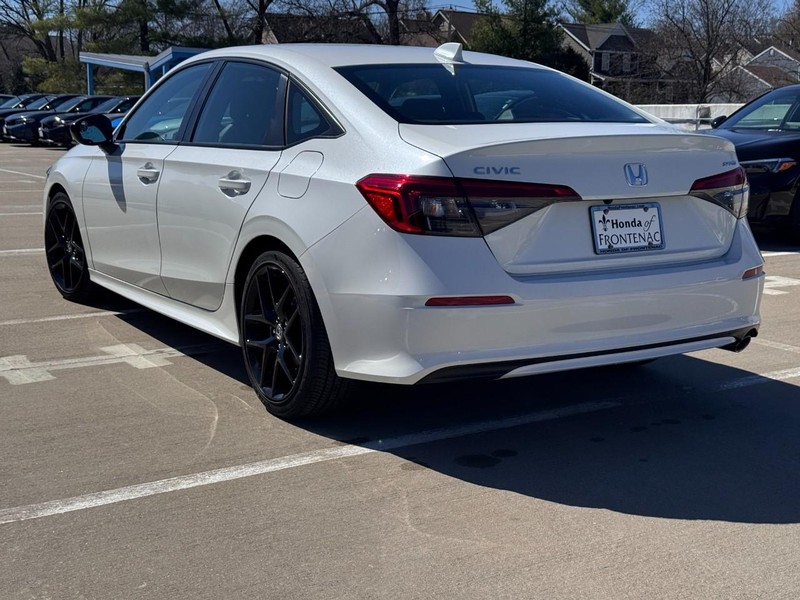 Honda Civic Sedan Vehicle Full-screen Gallery Image 07