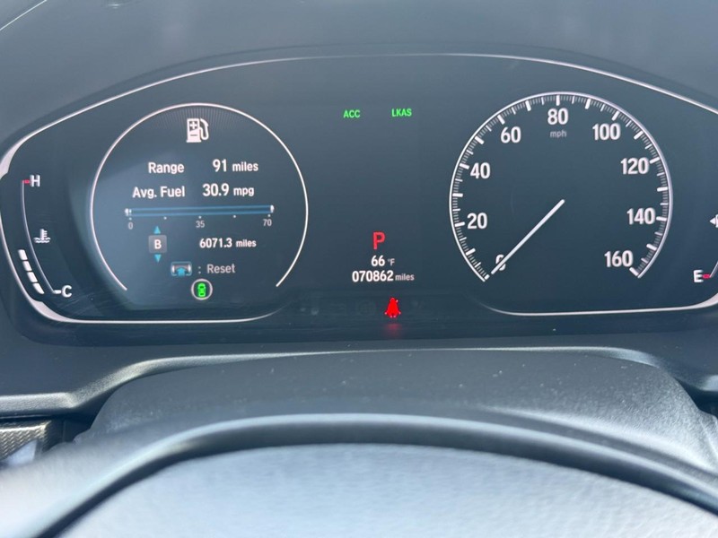 Honda Accord Sedan Vehicle Full-screen Gallery Image 19