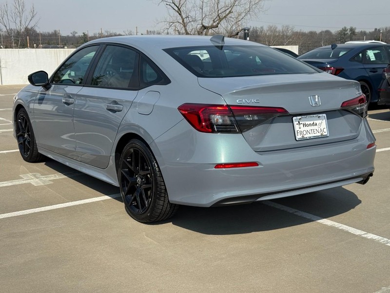 Honda Civic Sedan Vehicle Full-screen Gallery Image 07