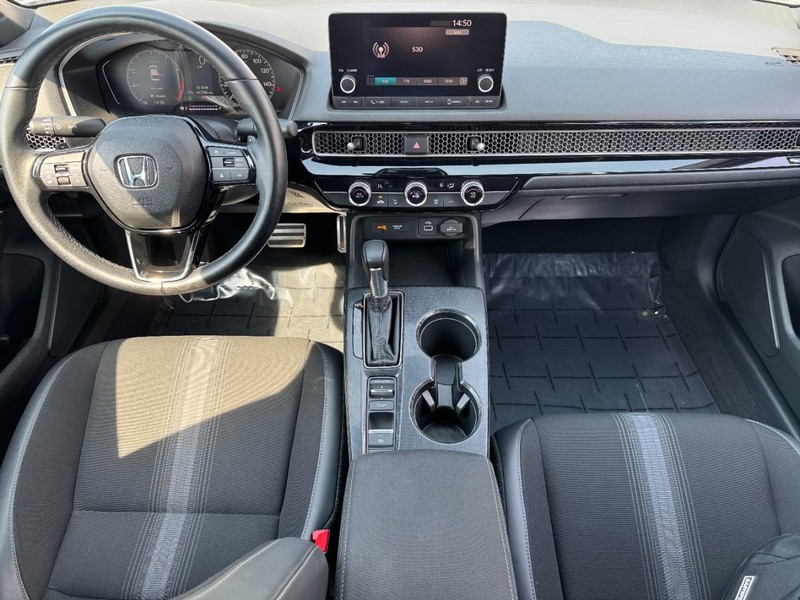 Honda Civic Sedan Vehicle Full-screen Gallery Image 12