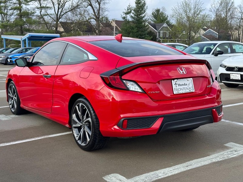 Honda Civic Coupe Vehicle Full-screen Gallery Image 07