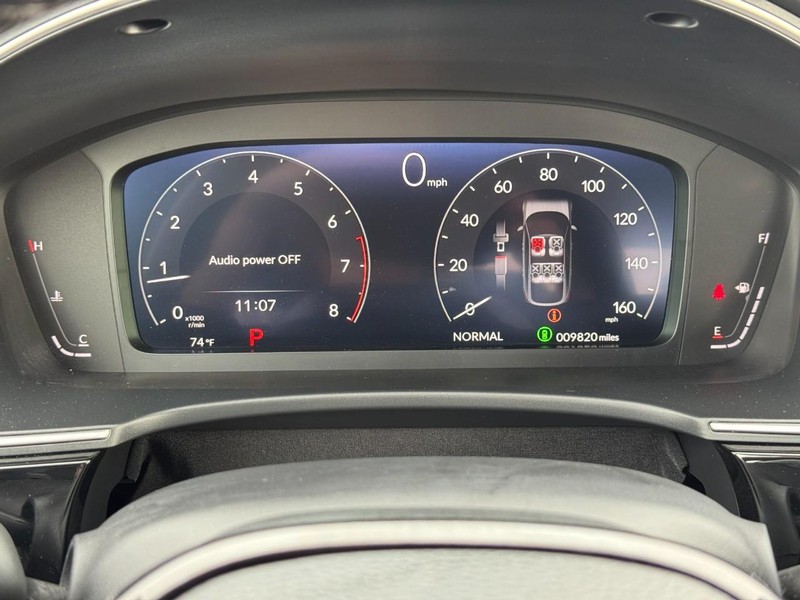 Honda Civic Hatchback Vehicle Full-screen Gallery Image 19