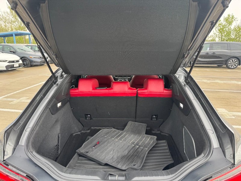 Acura Integra Vehicle Full-screen Gallery Image 04