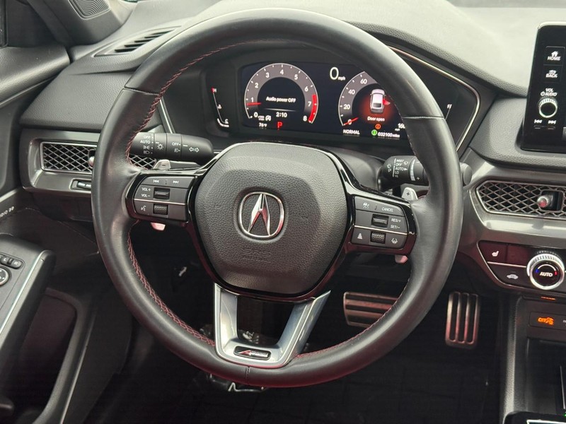 Acura Integra Vehicle Full-screen Gallery Image 12