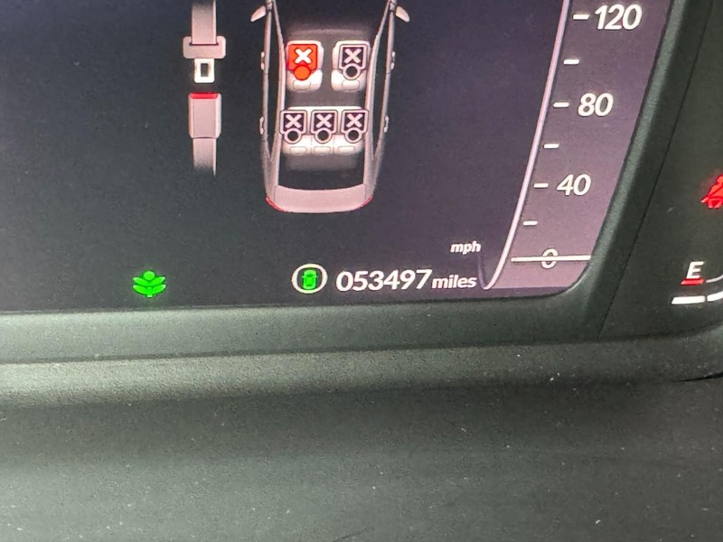 Honda Accord Sedan Vehicle Full-screen Gallery Image 19