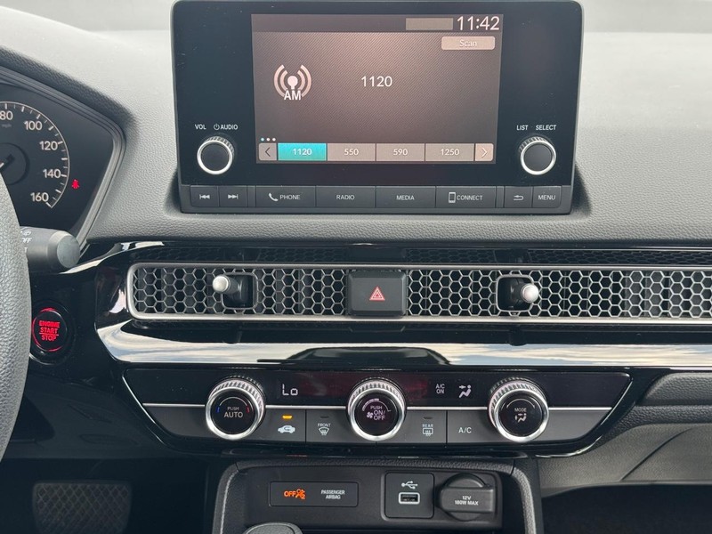 Honda Civic Hatchback Vehicle Full-screen Gallery Image 13
