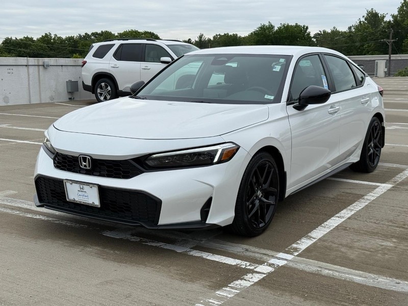 Honda Civic Hatchback Vehicle Full-screen Gallery Image 09