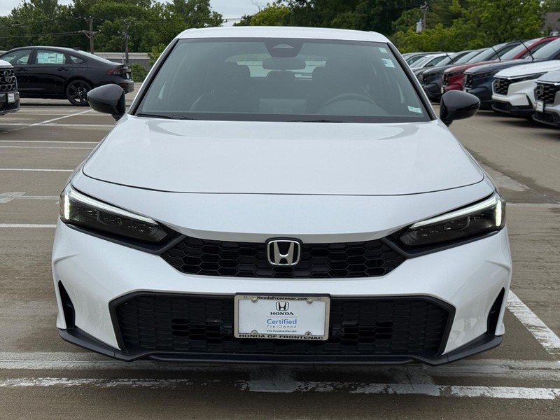 Honda Civic Hatchback Vehicle Full-screen Gallery Image 10