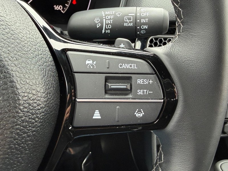 Honda Civic Hatchback Vehicle Full-screen Gallery Image 19