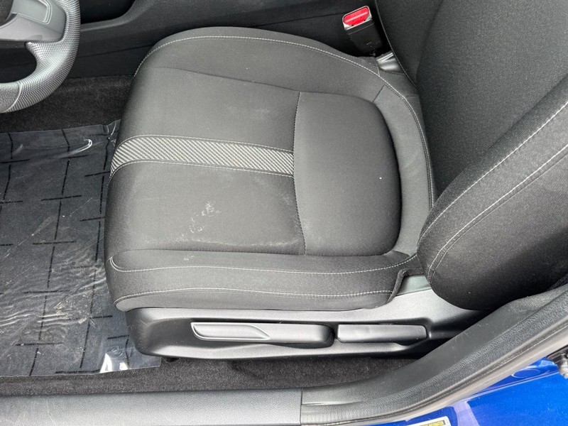 Honda Civic Sedan Vehicle Full-screen Gallery Image 16