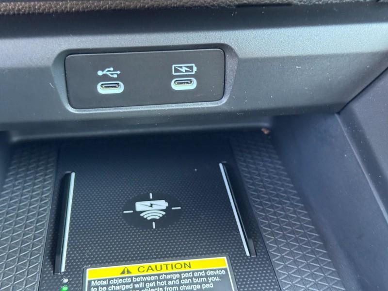 Honda Accord Hybrid Vehicle Full-screen Gallery Image 21