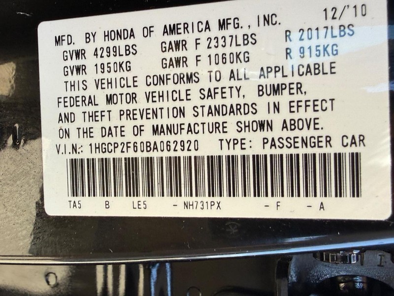 Honda Accord Sedan Vehicle Full-screen Gallery Image 23