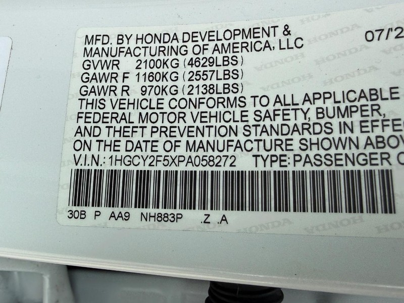 Honda Accord Hybrid Vehicle Full-screen Gallery Image 23