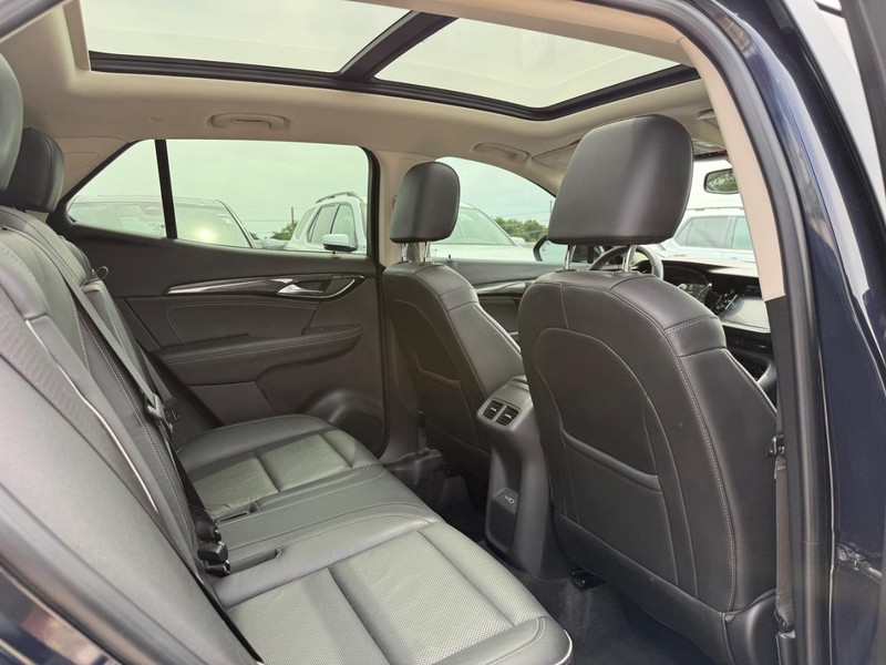 Buick Envision Vehicle Full-screen Gallery Image 10
