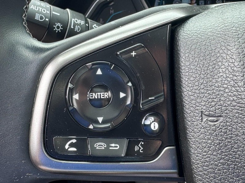 Honda Civic Hatchback Vehicle Full-screen Gallery Image 18