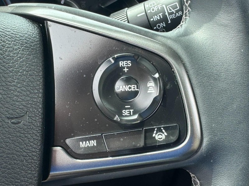 Honda Civic Hatchback Vehicle Full-screen Gallery Image 19