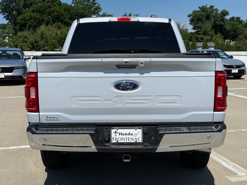 Ford F-150 Vehicle Full-screen Gallery Image 05